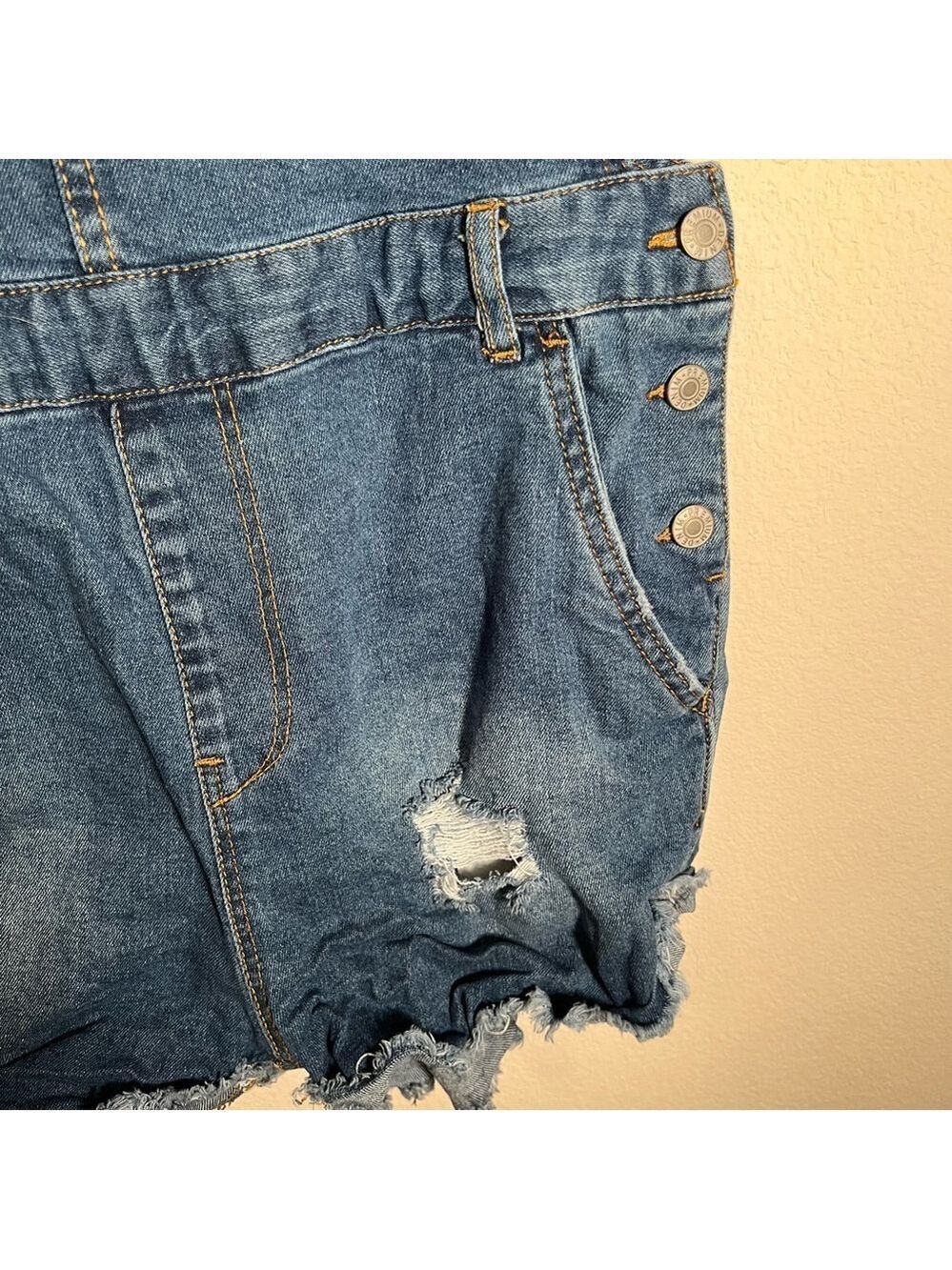 Love Tree Denim Short Overalls - Picture 5 of 16